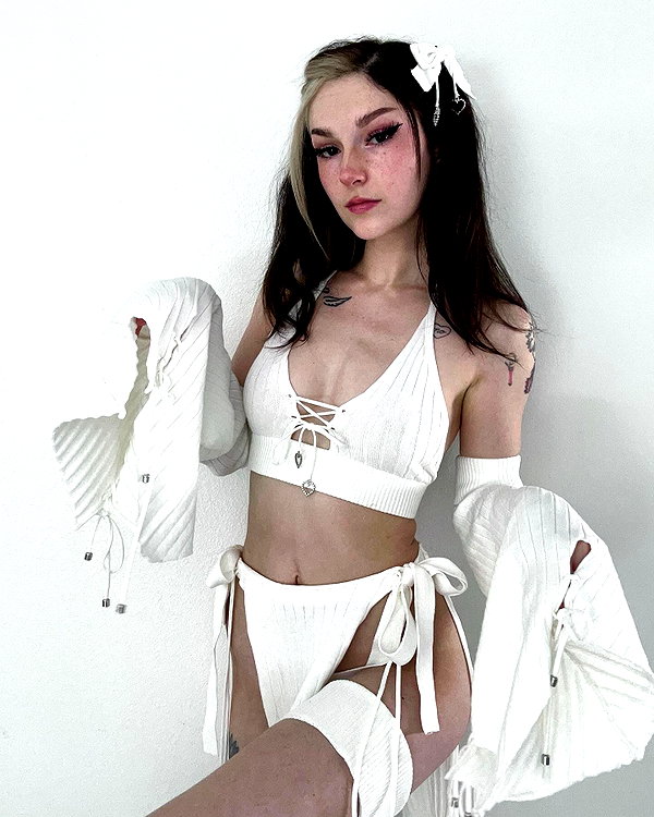 iamravenchantal instagram image archive image