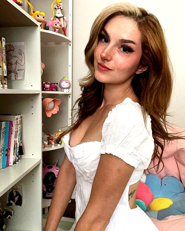iamravenchantal instagram image archive image