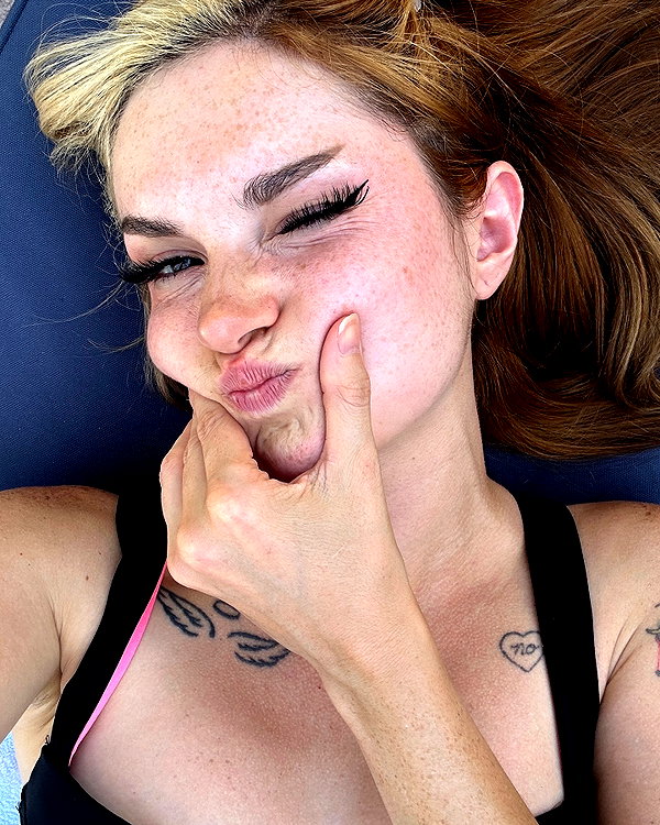 iamravenchantal instagram image archive image