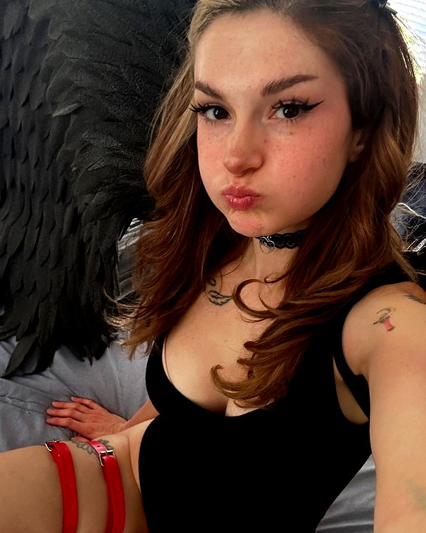 iamravenchantal instagram image archive image