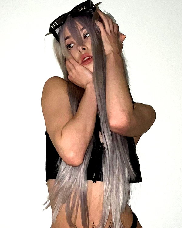 ifkissescouldleavecuts instagram image archive image
