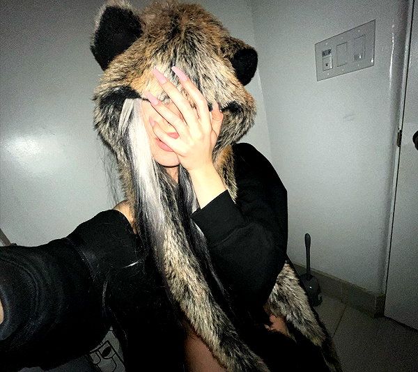 ifkissescouldleavecuts instagram image archive image
