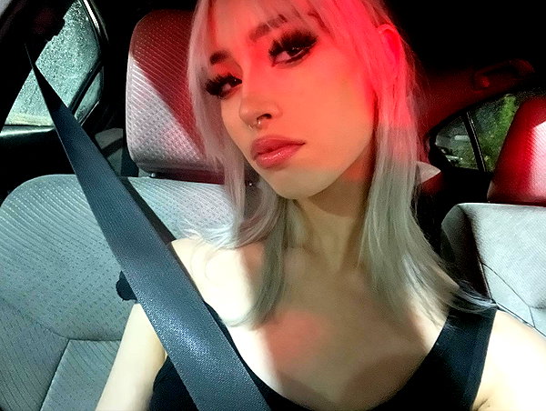 ifkissescouldleavecuts instagram image archive image