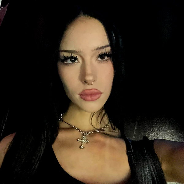 ifkissescouldleavecuts instagram image archive image