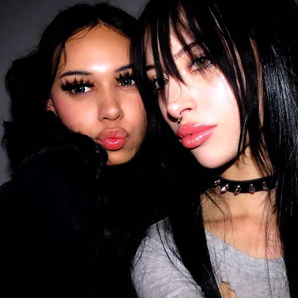 ifkissescouldleavecuts instagram image archive image