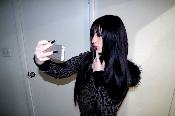 ifkissescouldleavecuts instagram image archive image
