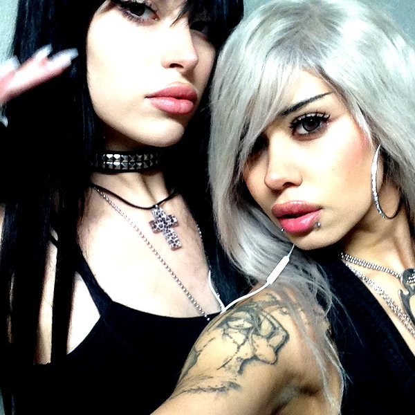 ifkissescouldleavecuts instagram image archive image