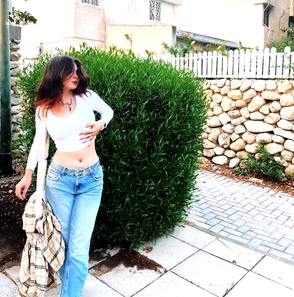 ilanaa.0 instagram image archive image