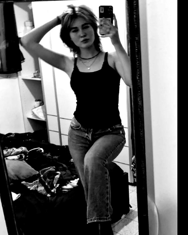 ilanaa.0 instagram image archive image