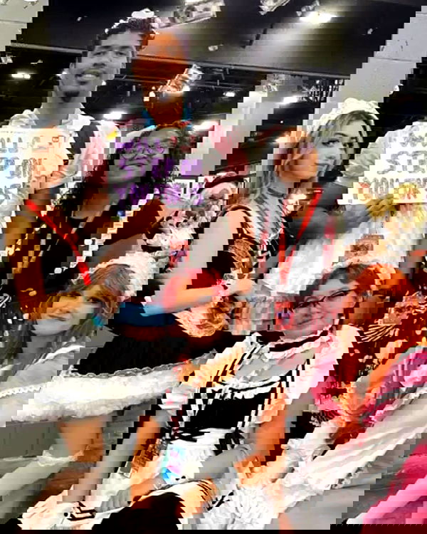 iluvmeww iluvmeww archive image