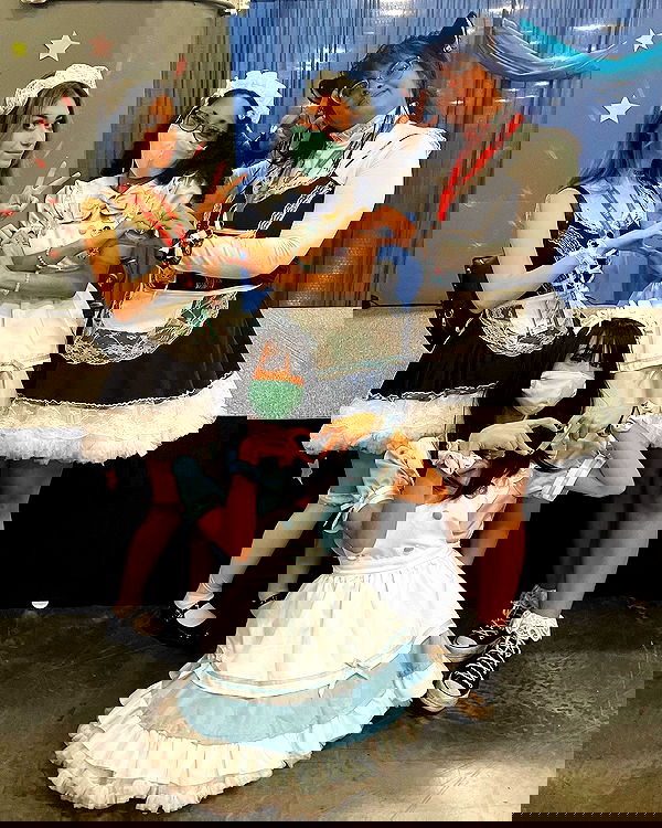 iluvmeww iluvmeww archive image