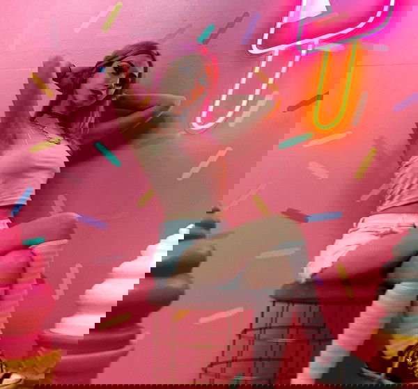 iluvmeww iluvmeww archive image