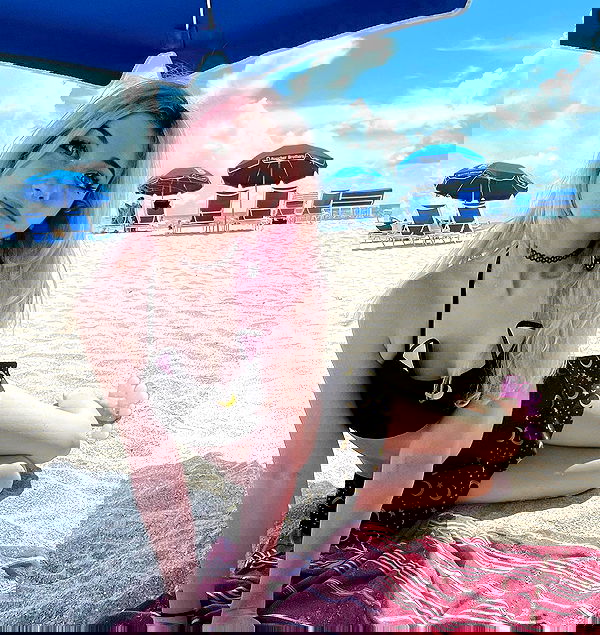 iluvmeww iluvmeww archive image