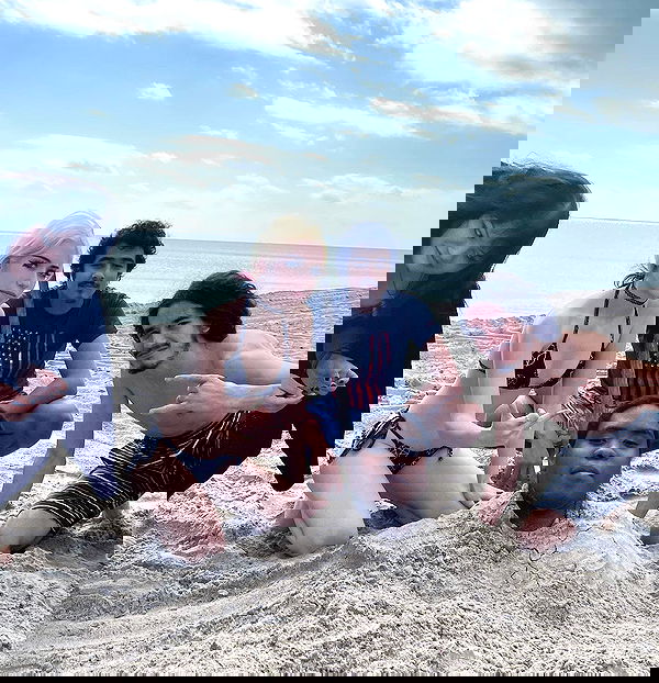 iluvmeww iluvmeww archive image