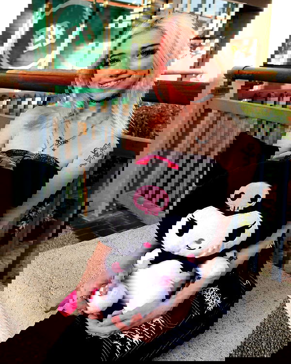 iluvmeww iluvmeww archive image