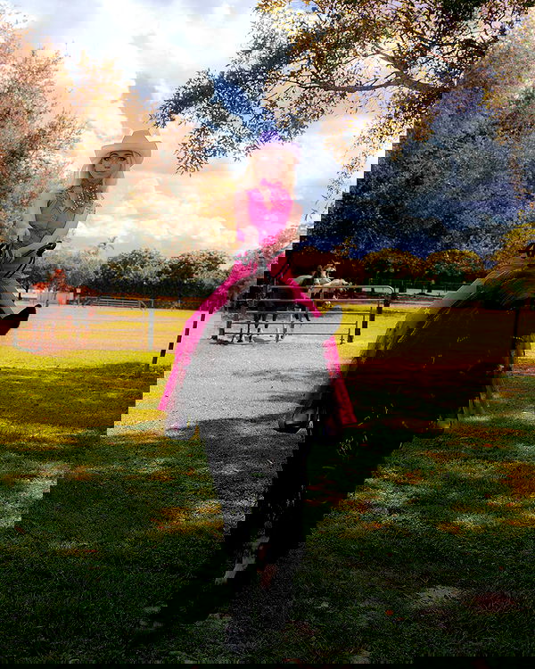 iluvmeww iluvmeww archive image