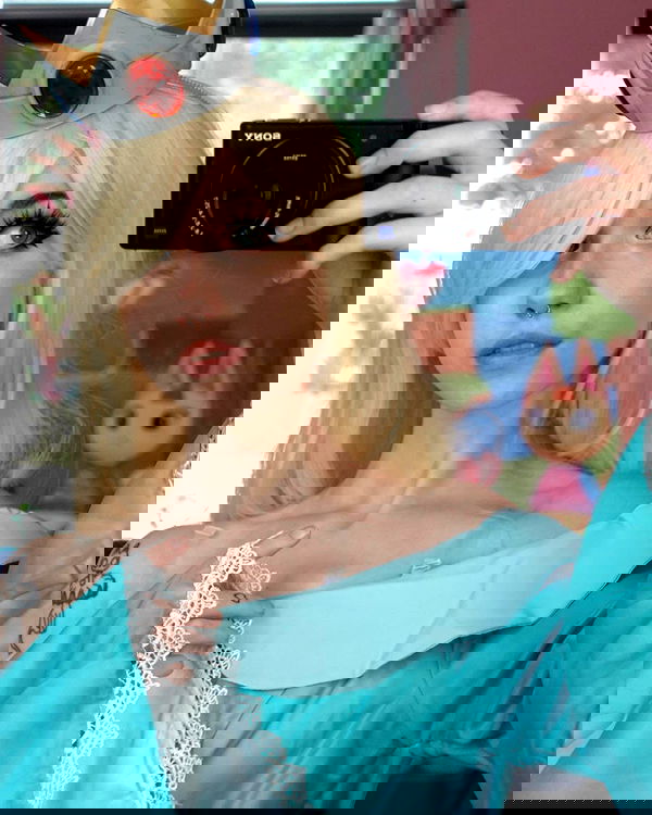 iluvmeww iluvmeww archive image