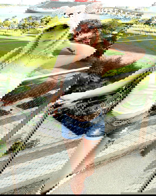 iluvmeww iluvmeww archive image