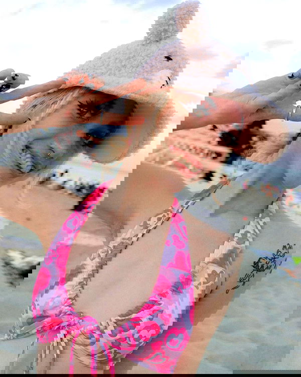 iluvmeww iluvmeww archive image