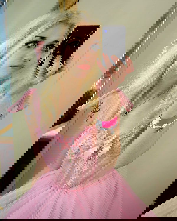 iluvmeww iluvmeww archive image