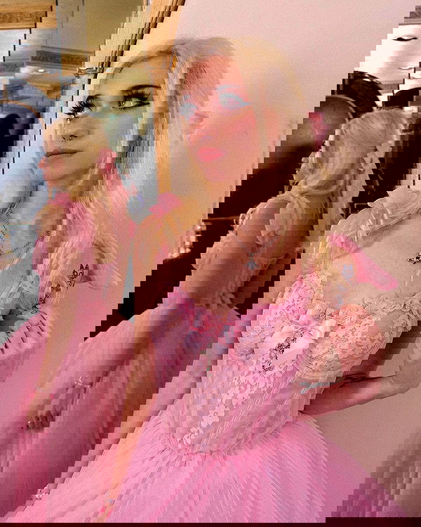 iluvmeww iluvmeww archive image