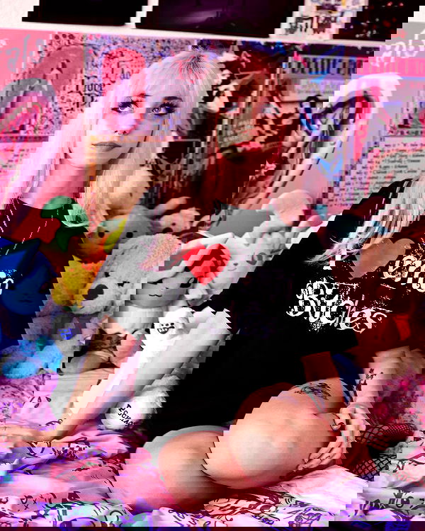 iluvmeww iluvmeww archive image