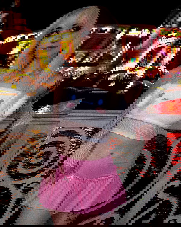 iluvmeww iluvmeww archive image