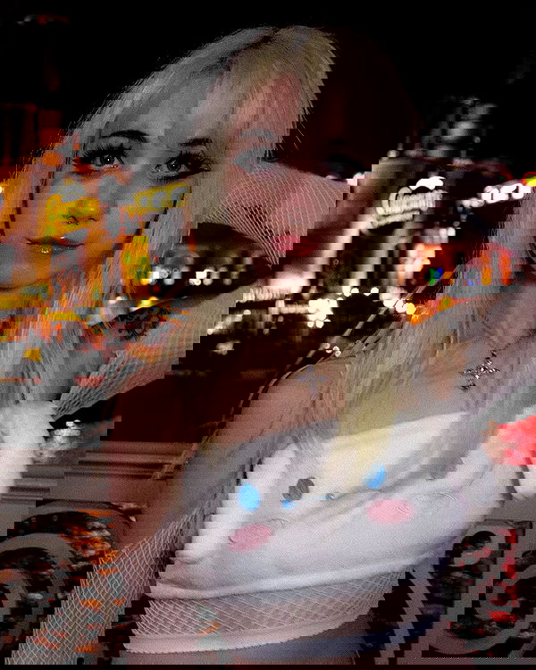 iluvmeww iluvmeww archive image