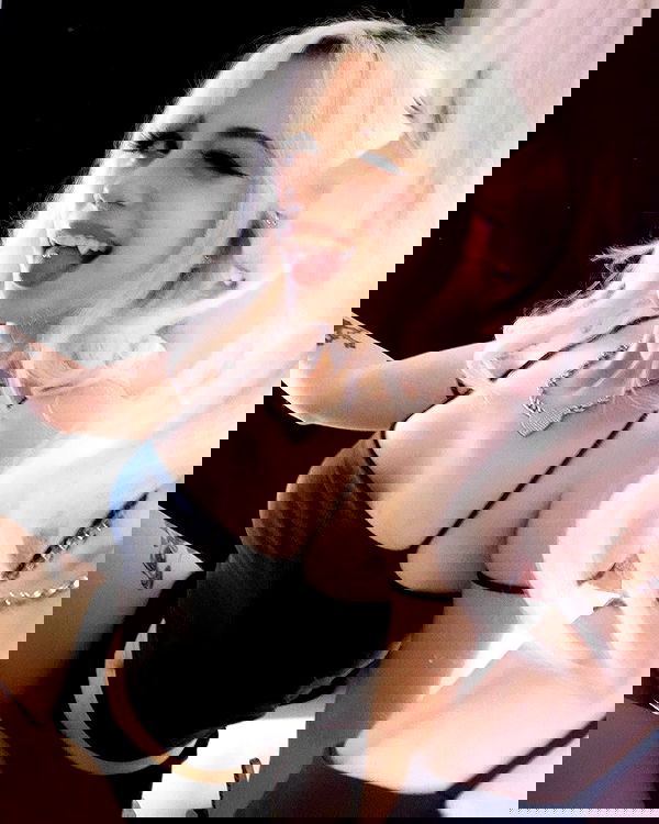 iluvmeww iluvmeww archive image