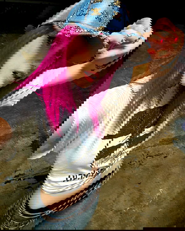 iluvmeww iluvmeww archive image