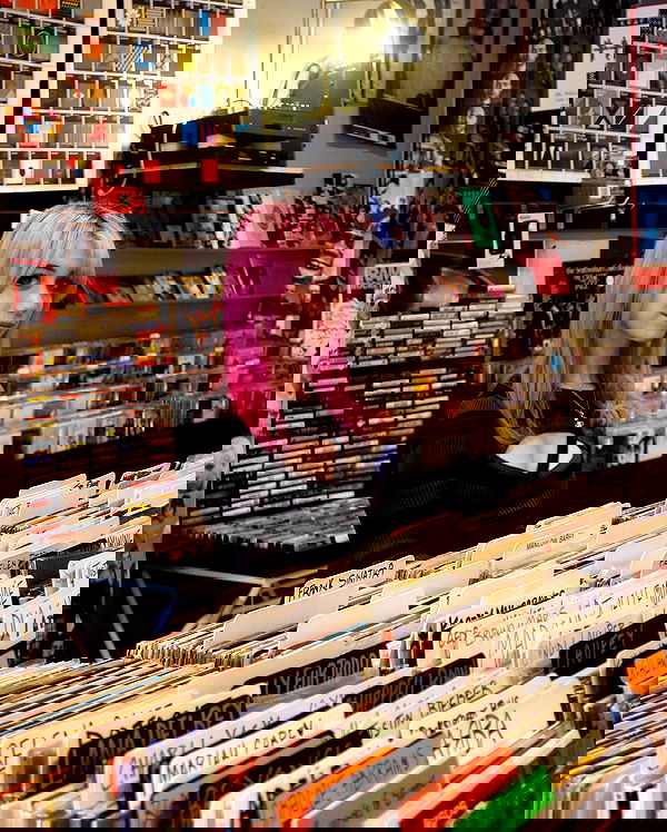 iluvmeww iluvmeww archive image