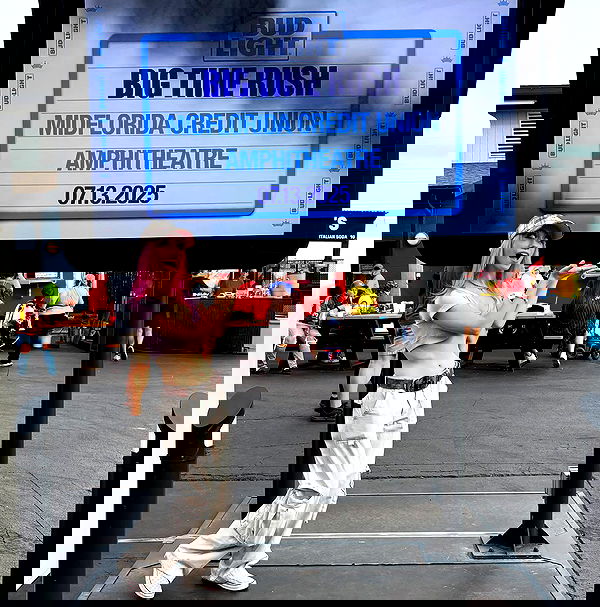 iluvmeww iluvmeww archive image