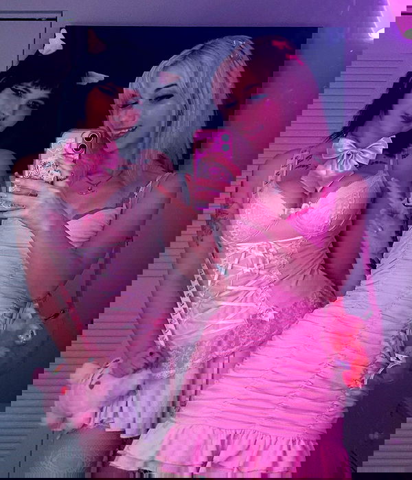 iluvmeww iluvmeww archive image