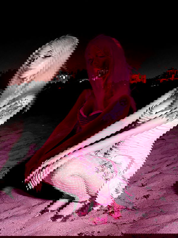 iluvmeww iluvmeww archive image