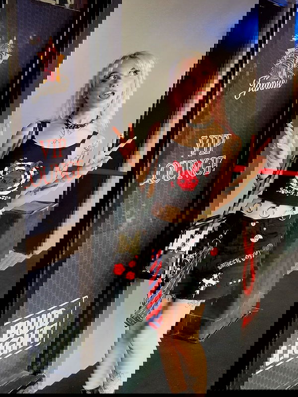 iluvmeww iluvmeww archive image