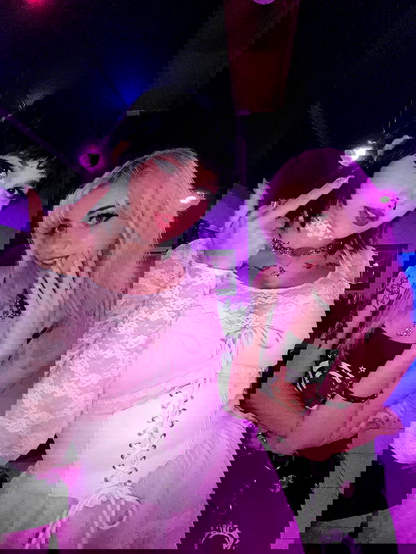 iluvmeww iluvmeww archive image