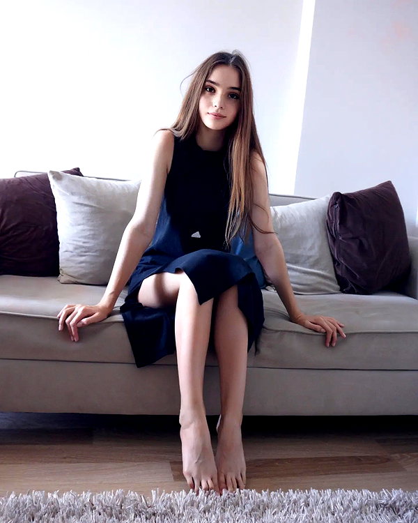 imsarahsmall instagram image archive image