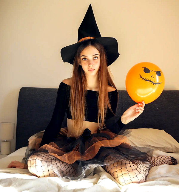imsarahsmall instagram image archive image