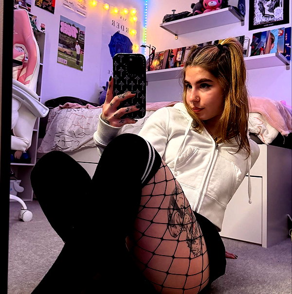 irlrue instagram image archive image