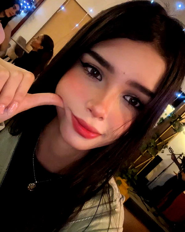 isabela_quintero25 instagram image archive image