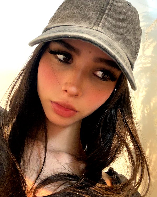 isabela_quintero25 instagram image archive image