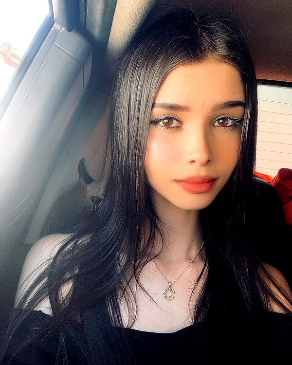 isabela_quintero25 instagram image archive image