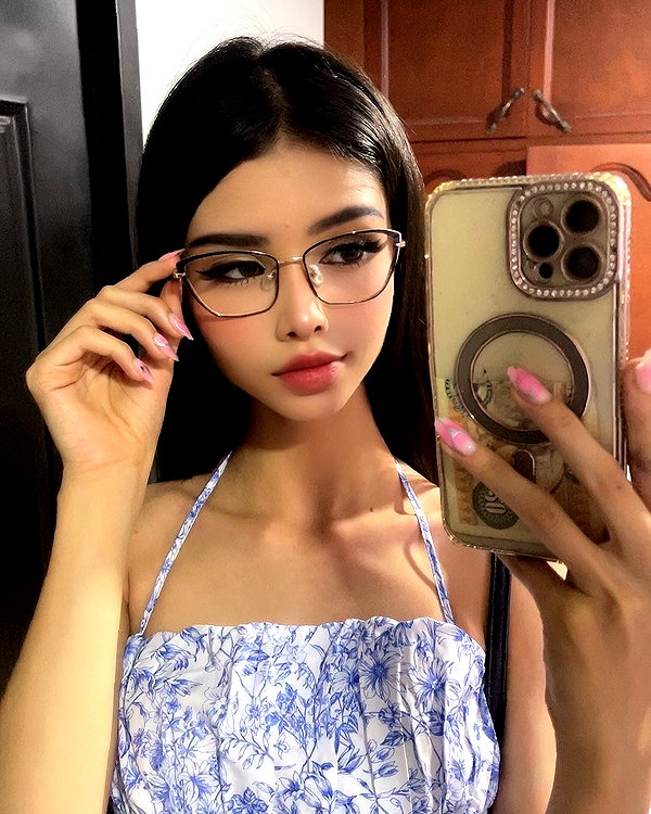 isabela_quintero25 instagram image archive image