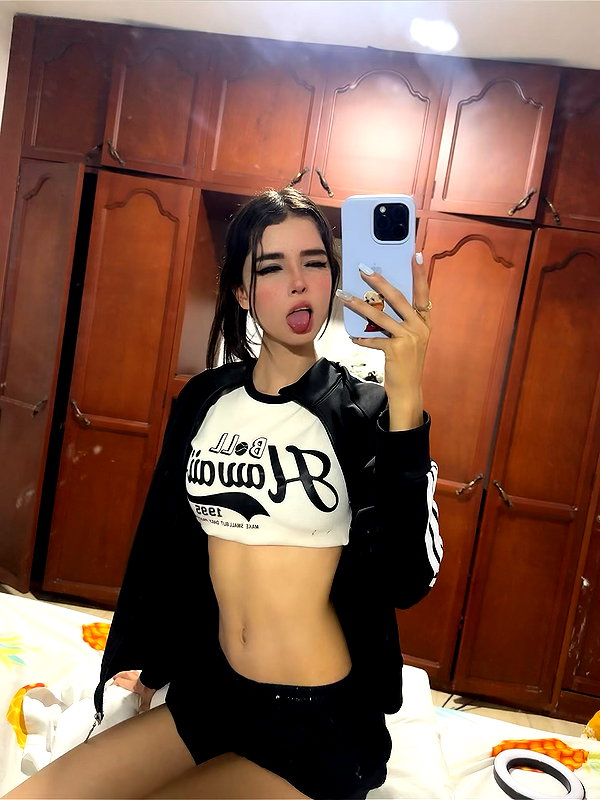 isabela_quintero25 instagram image archive image