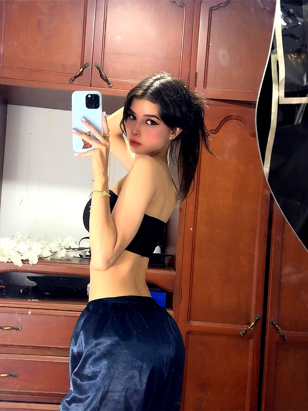 isabela_quintero25 instagram image archive image