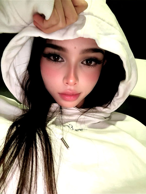 isabela_quintero25 instagram image archive image