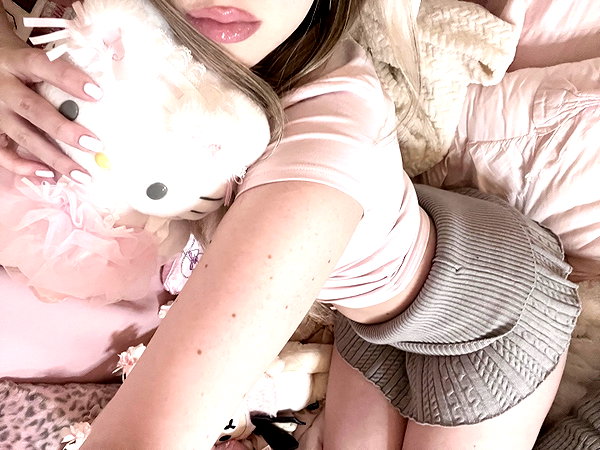 itgirlhan instagram image archive image