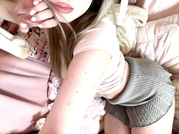 itgirlhan instagram image archive image