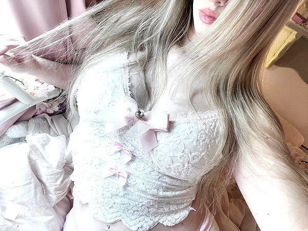 itgirlhan instagram image archive image