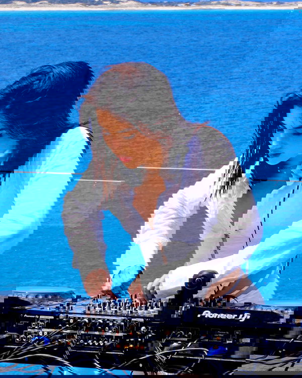 itsandreabotez itsandreabotez archive image